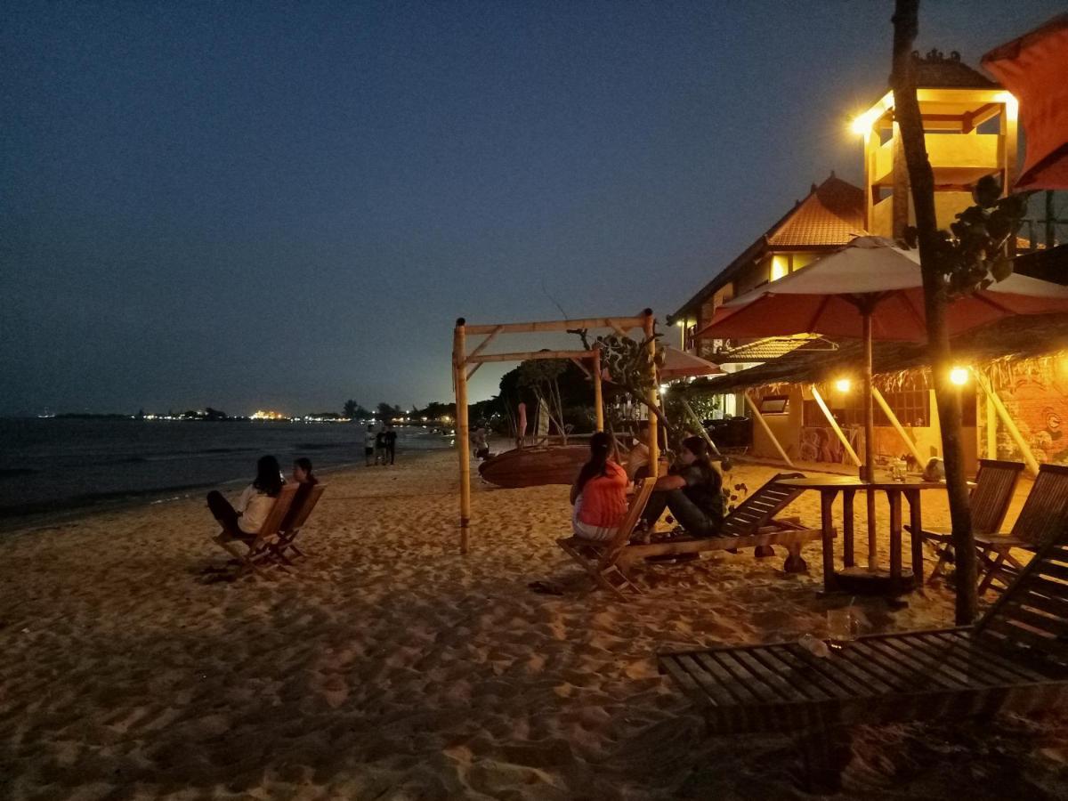 Omah Laut Bondo Jepara - By The Beach, Direct View Of The Sea, Great Base For Water Sports Margokerto Zewnętrze zdjęcie