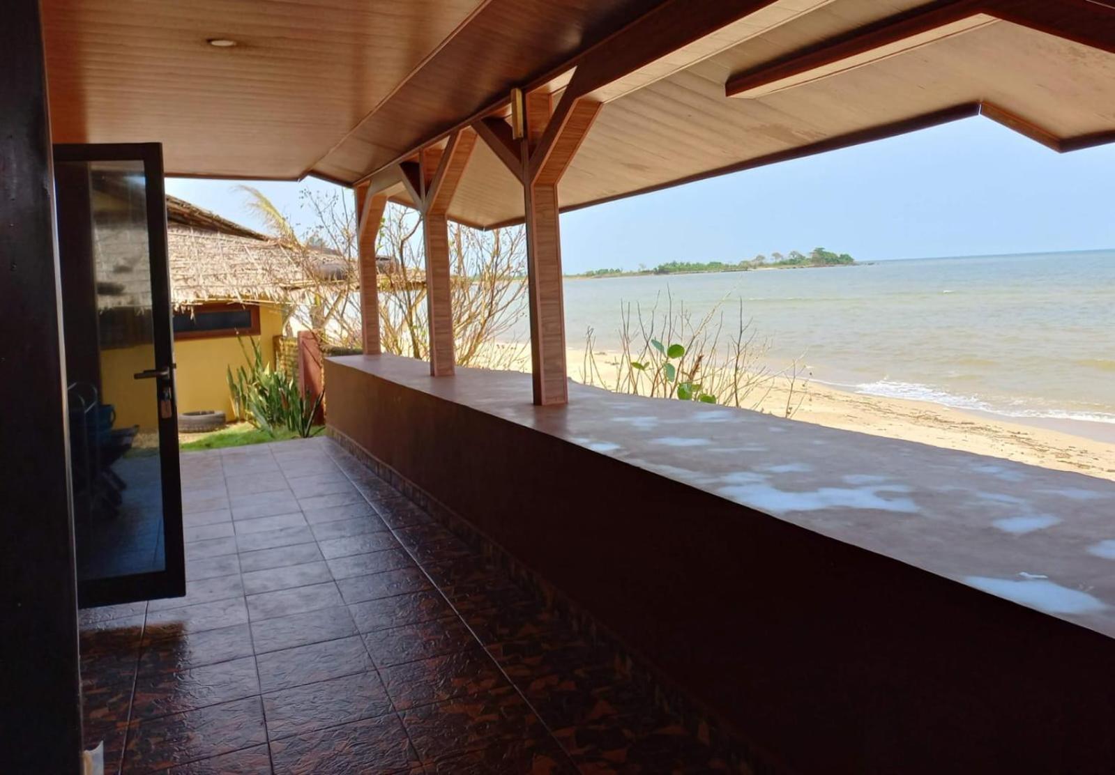 Omah Laut Bondo Jepara - By The Beach, Direct View Of The Sea, Great Base For Water Sports Margokerto Zewnętrze zdjęcie